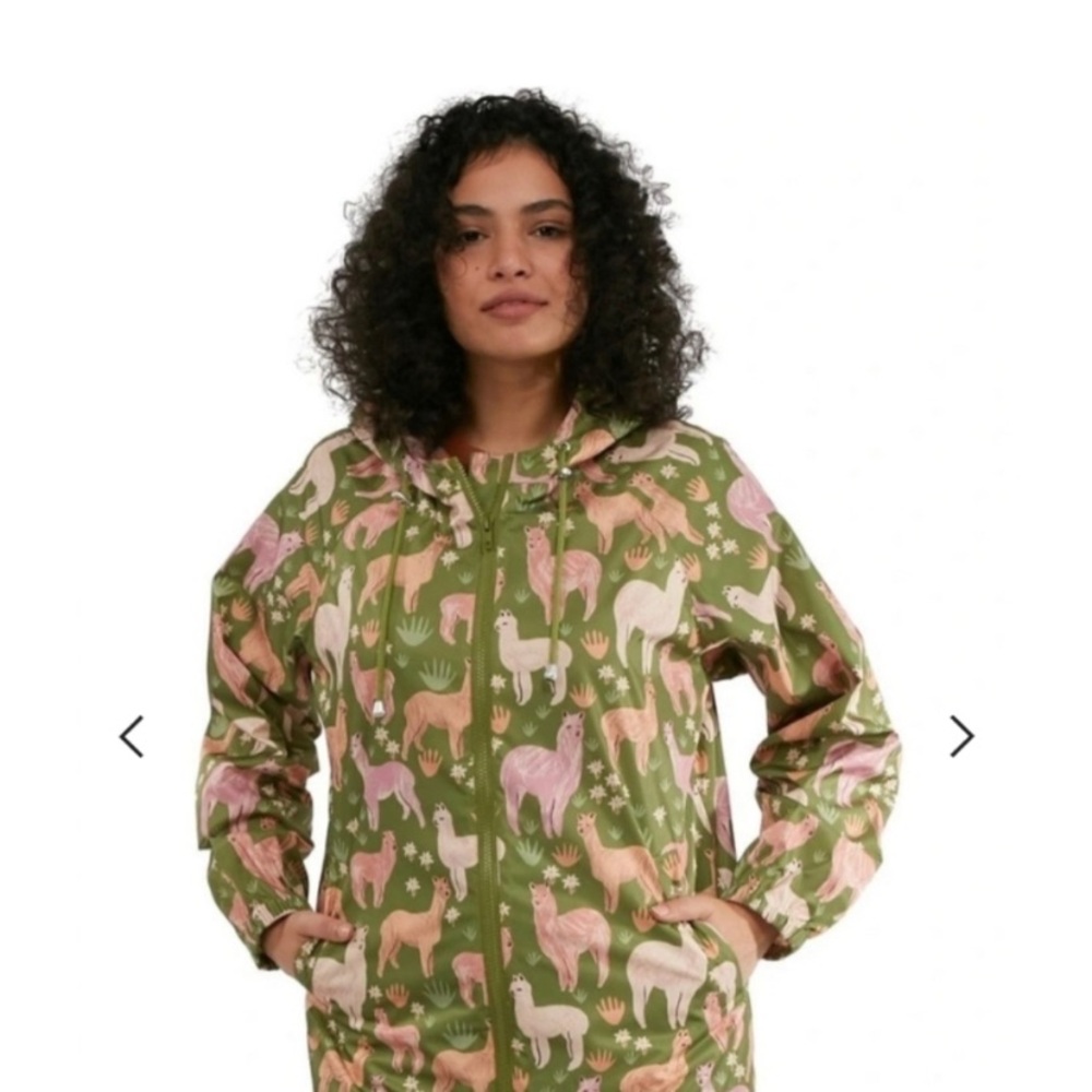 Elusive Rain Makes Green Pastures Raincoat from Highway Princess, Medium/Large